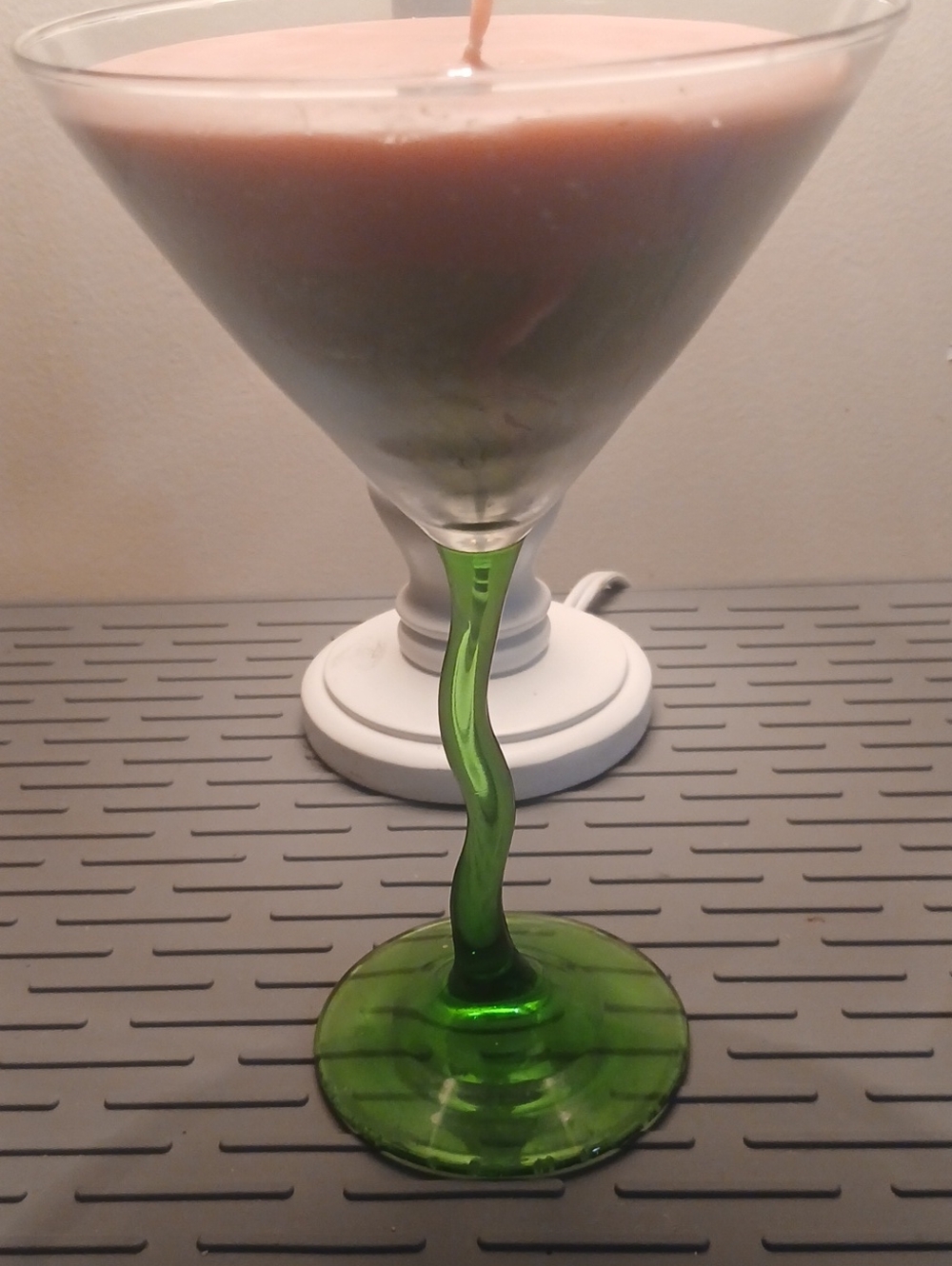 Martini Handmade CandleGreen Twisted-Stem Decorative Martini Glass Candle Holder